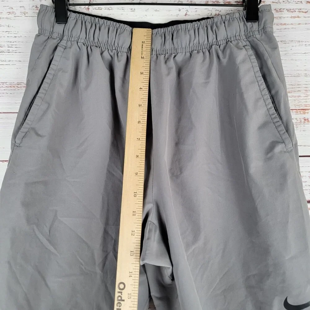 Nike Shorts Men's Size M Gray Flex Woven 2.0 Training Shorts 9